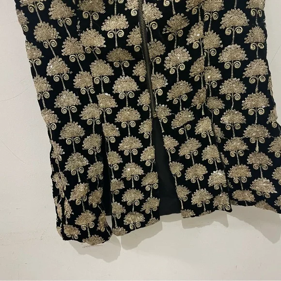 Stylish ready to wear designer saree with peplum black blouse and golden saree - Picture 7 of 9